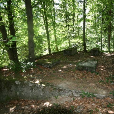 Betonowe podesty pod kruszarki (Fot. krystian)