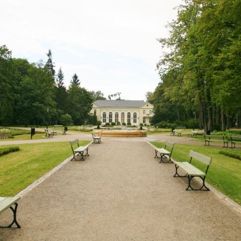 Park zdrojowy w Cieplicach dzisiaj.